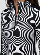Ingrid 1L Black&White
